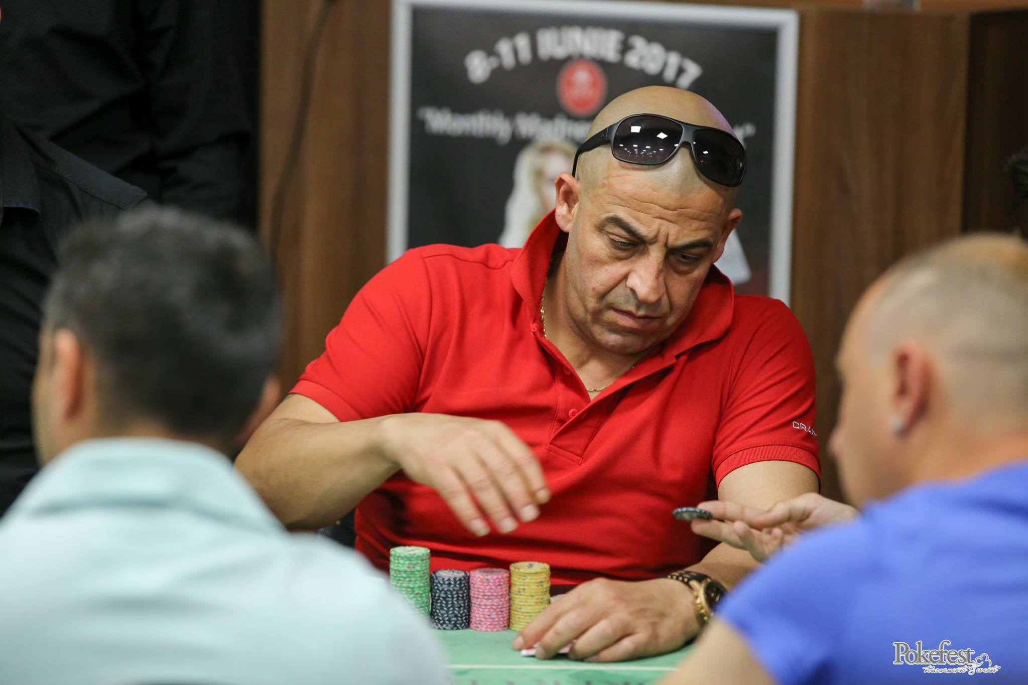 Monday Nutrition Specific Bulgarul Ezat Aysami domina autoritar ziua 1B in Main Event-ul Pokerfest  Bucuresti | Poker Online – Holdem Romania